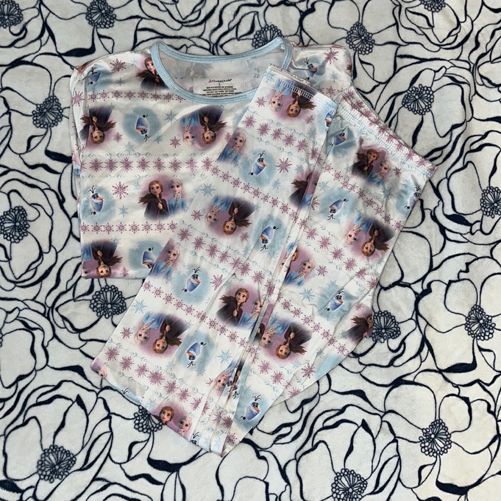 Girl pj set frozen, size:large